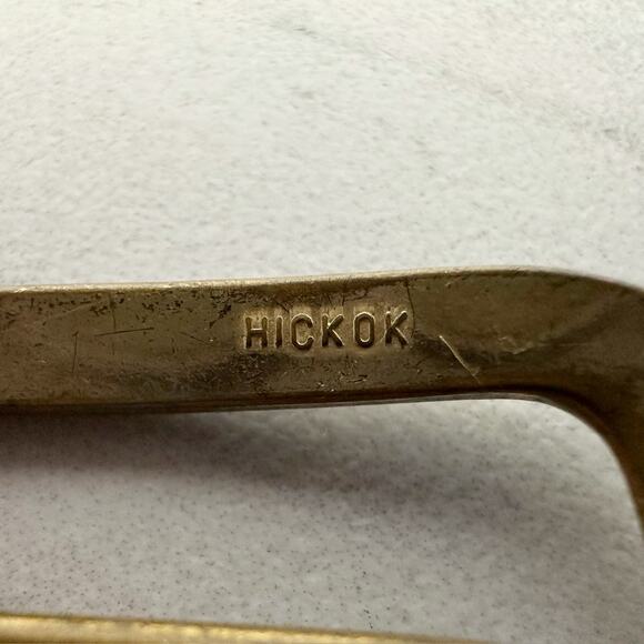 Hickok USA Vintage Small Gold Tone Simple Basic Belt Buckle - Picture 8 of 9